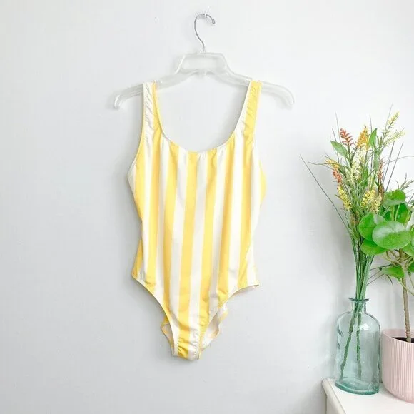 🌻 SOULCYCLE x SOLID & STRIPED One Piece Swimsuit Large - Picture 1 of 6